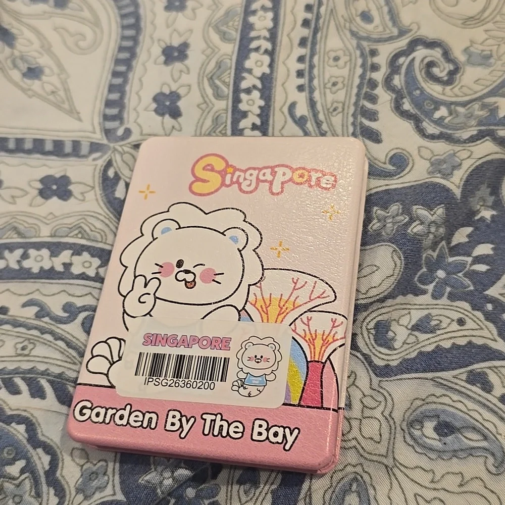 ❤️10/$13 New Singapore Garden By The Bay Holographic Makeup Mirror